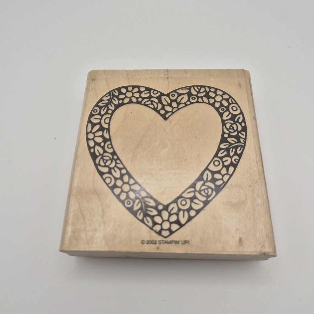 Stampin' Up! Floral Heart Wood Mounted Rubber Stamp 2002 Flowers Valentine Love